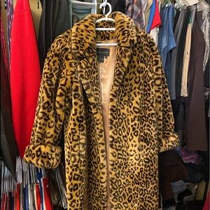 Dennis Basso leopard print fur coat. Long length. Size small.